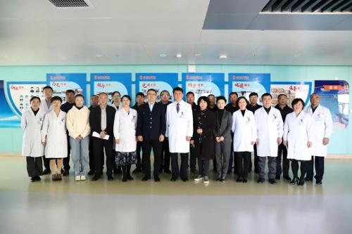 儿童健康促进又有新举措，德州扑克游戏网
为春城万名环卫职工直系子女持续开展健康促进服务