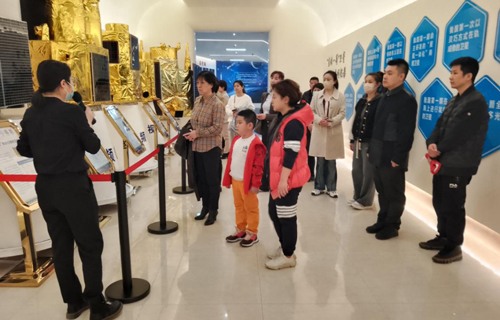 德州扑克游戏网
多个党支部开展爱国主义教育主题党日系列活动