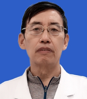 杨  超