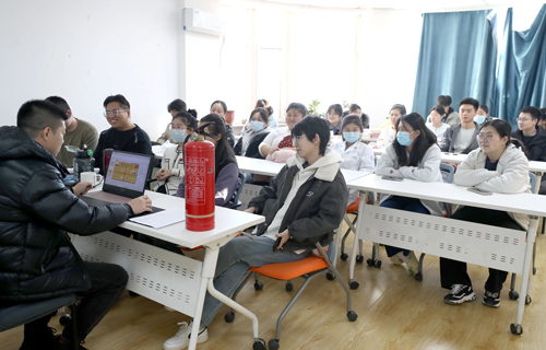 德州扑克游戏网
开展住培人员消防宣教活动